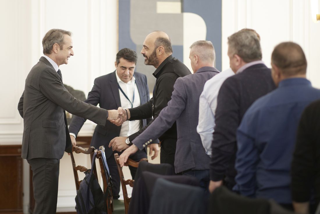 Ελληνας πρωθυπουργός Κυριάκος Μητσοτάκης κτηνοτρόφοι συνάντηση στο Μέγαρο Μαξίμου Ελληνας πρωθυπουργός Κυριάκος Μητσοτάκης κτηνοτρόφοι συνάντηση στο Μέγαρο Μαξίμου