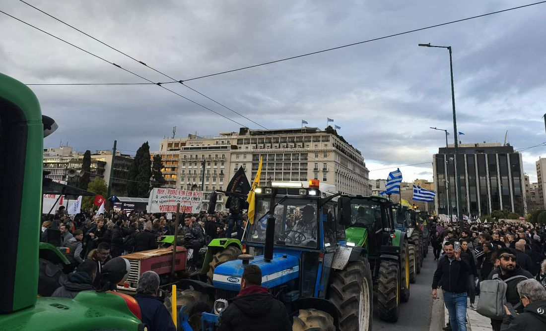Αγρότες Συλλαλητήριο στην Αθήνα Σύνταγμα τρακτέρ